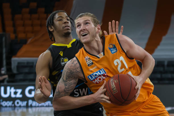 满后的离队 满后的离队